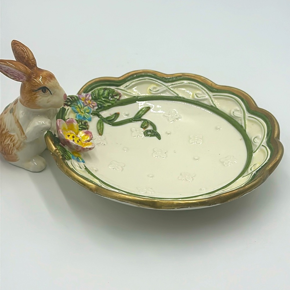 Vintage Nantucket Ceramic Bunny Rabbit Dish Plate